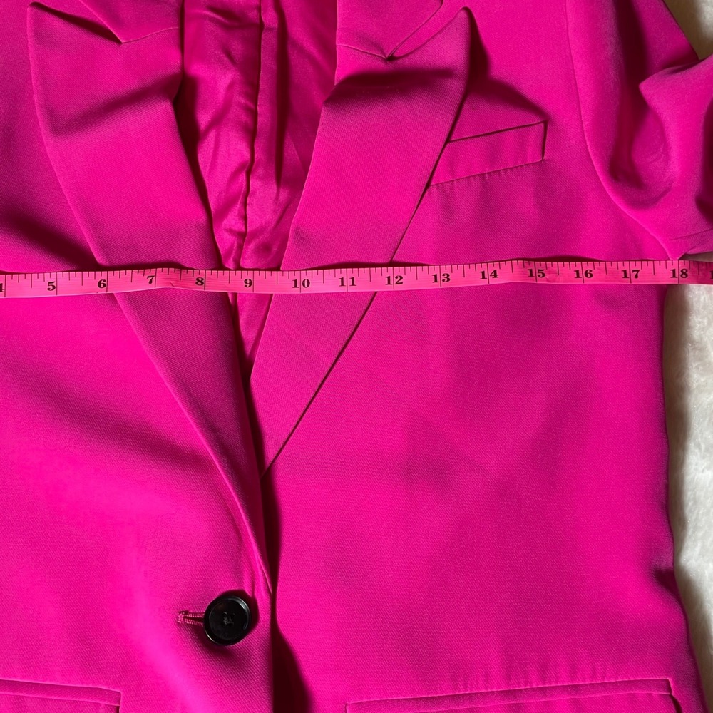 Vince Camuto Hot Pink Single Button Blazer Size XS Buttery Soft
Barbiecore - Picture 4 of 6